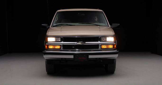 雪佛兰C2500搭载7.4升V8发动机，油耗引关注