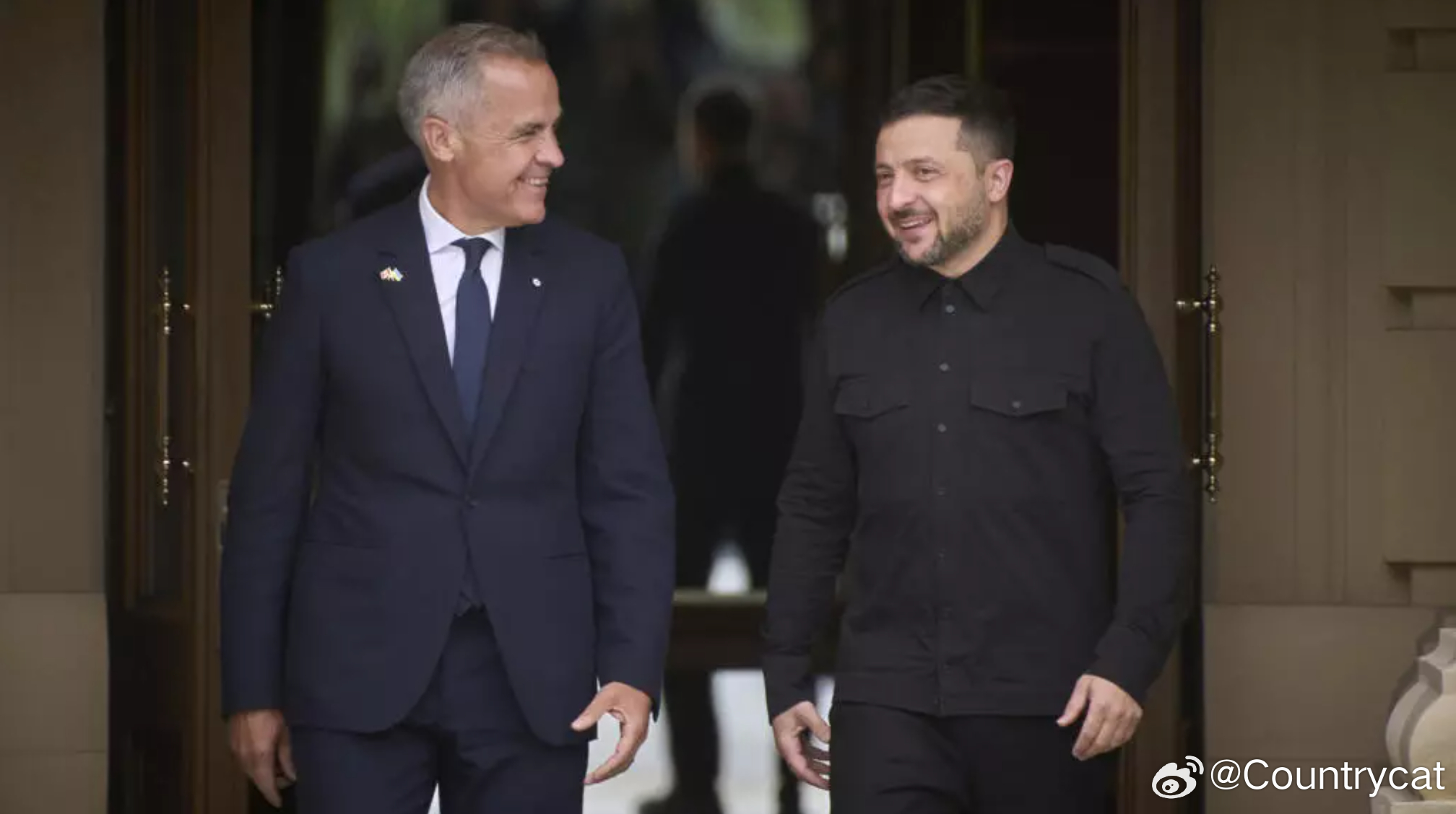 乌克兰独立日：顿巴斯之战的生存意义