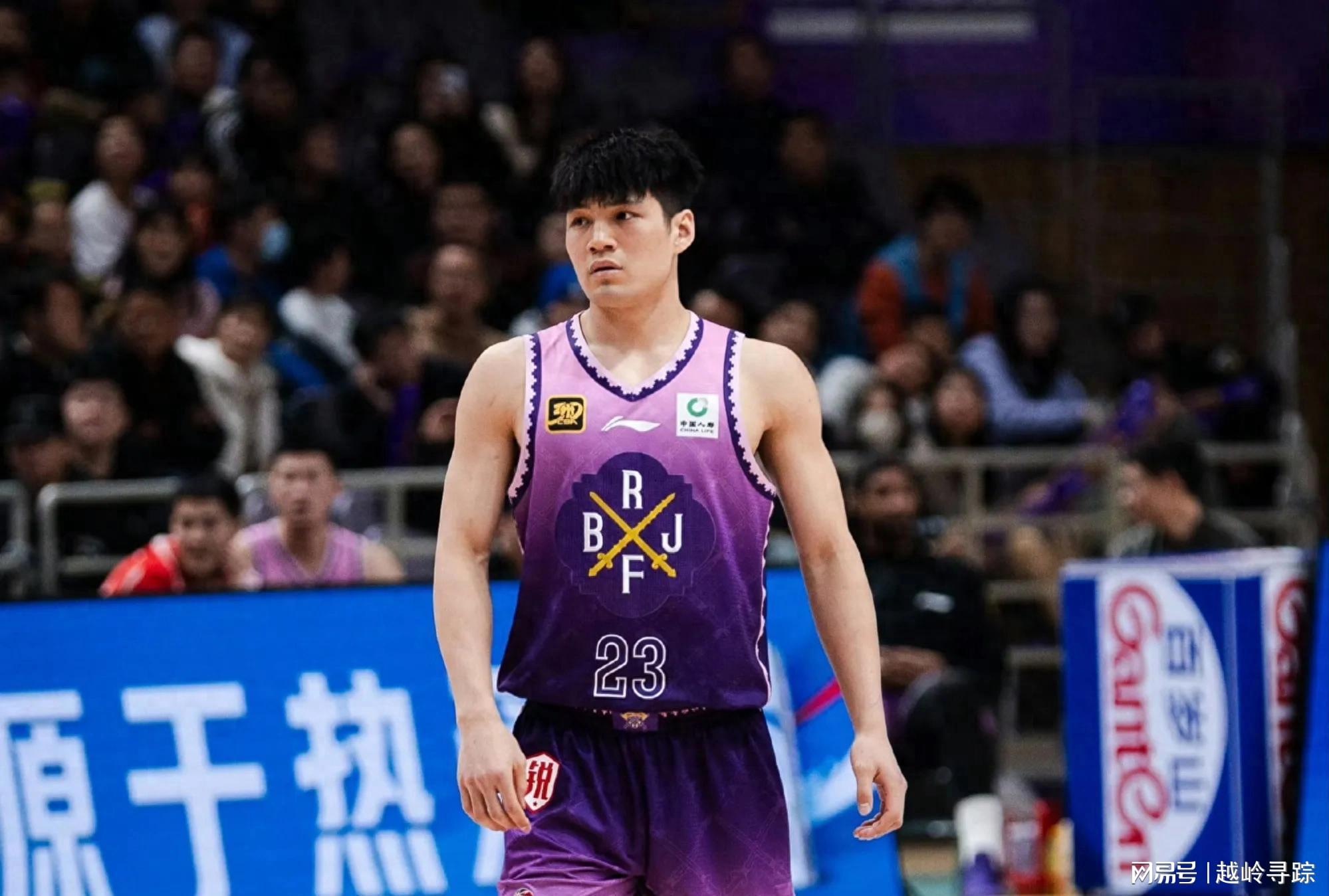 广东男篮送回王少杰加转会费从北控得到陈国豪，后续还有交易操作