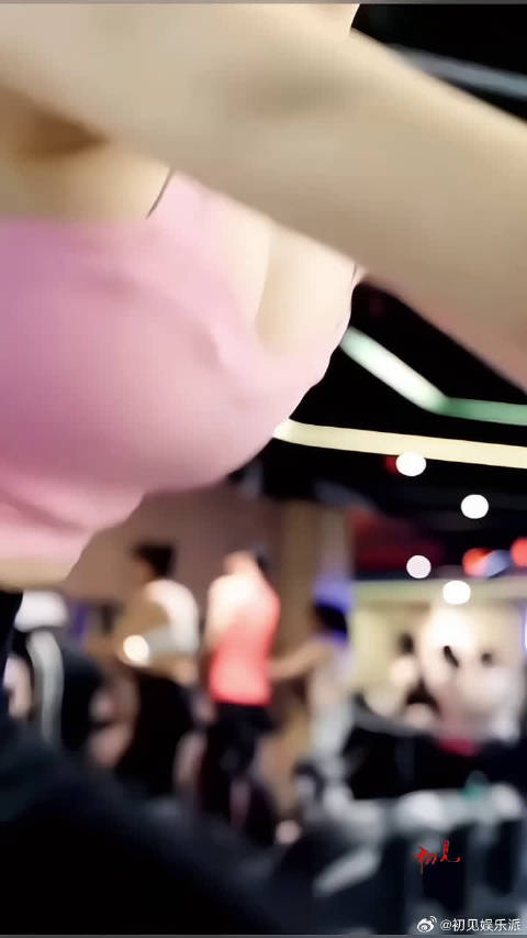 小宇啊，你的眼睛可好的很啊，陈小纭，乘风破浪的姐姐