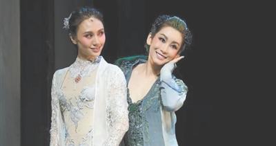 数字技术再现话剧之美