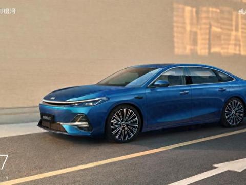 直插比亚迪核心腹地，吉利银河A7凭啥？