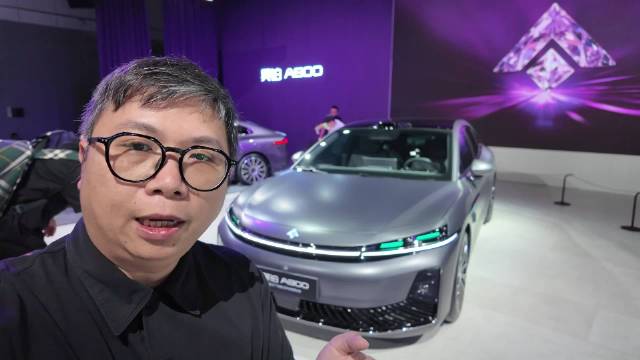 华为乾崑智驾鸿蒙座舱昊铂增程车9月发布