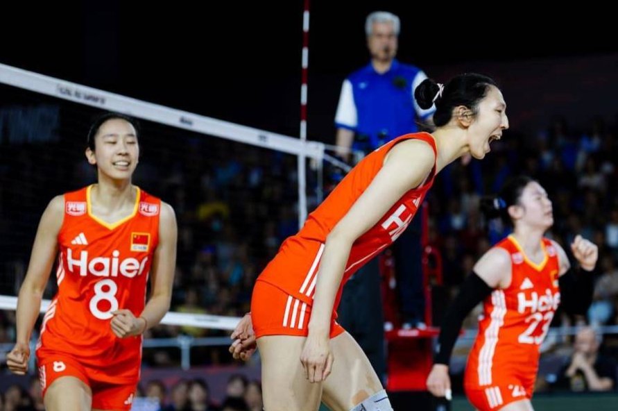 央视播中国女排VS法国，国际排联官宣开球时间，惠若琪解说获赞