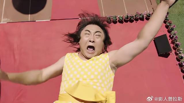 现实和幻想总归是有那么点差别的，这段能给人笑死！