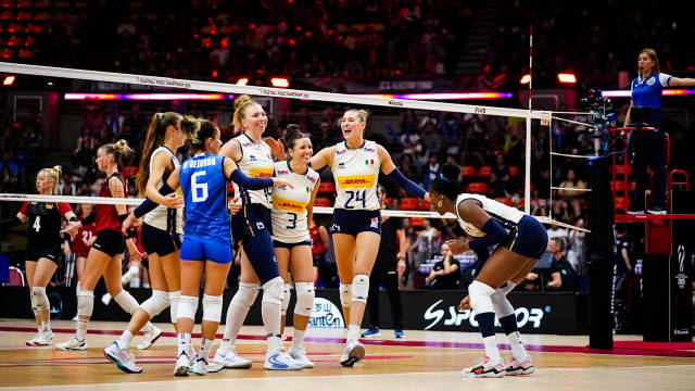 央视直播回放：2025女排世锦赛 八分之一决赛 意大利女排vs德国女排