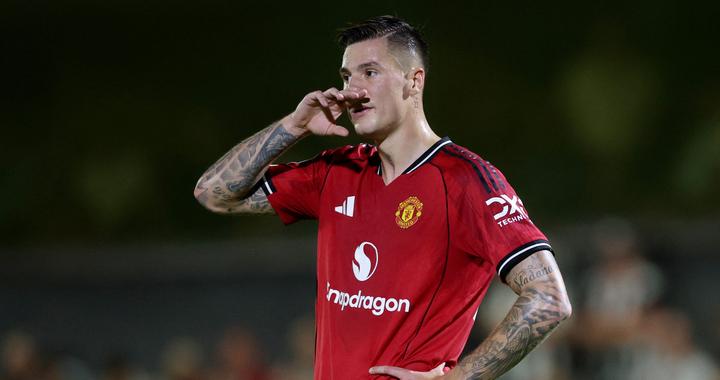 曼晚预测曼联vs伯恩利首发：舍什科、巴因德尔出战 凯尔-沃克先发