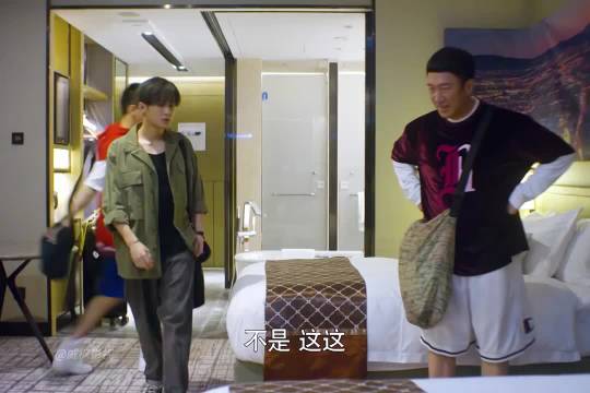 三个男人两张床怎么睡？带着爸爸去留学孙红雷辛芷蕾曾舜晞蒋依依刘敏涛檀健次