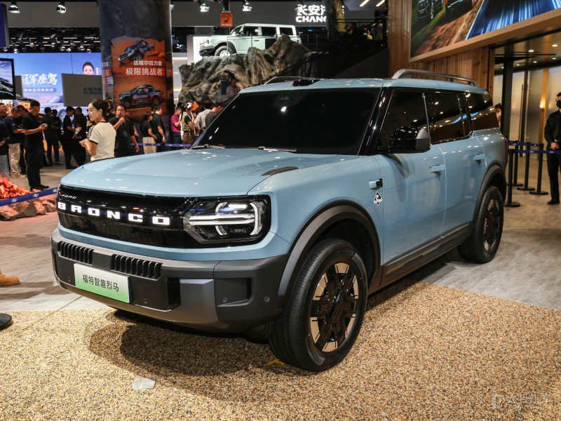 2025成都车展：福特智趣烈马亮相 可选增程或纯电