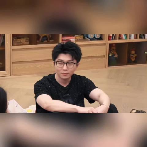 颖儿组火锅局促成杨紫陈妍希等女星深夜畅聊