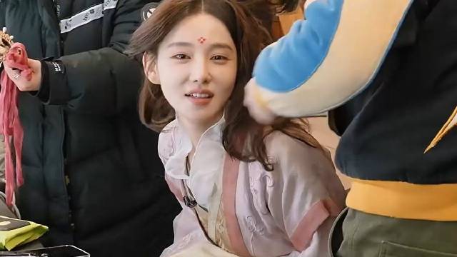 郝蕾监制提议，让没演过主角的来主演，刘涛赞同