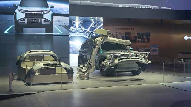 钛酷辣！一脸三变，钛3发布“变脸计划”全新前脸正式上线！