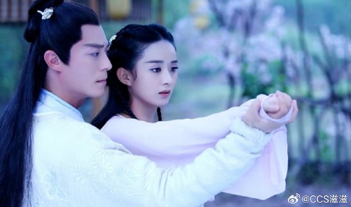 霍建华赵丽颖花千骨演技获赞,师徒情愫引观众共鸣