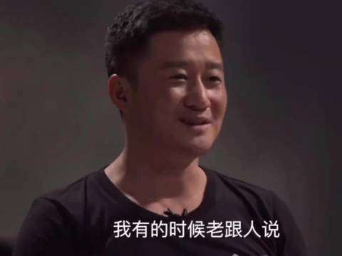 吴京 没必要嘲他，拍的战狼真的好看，坦克有没有后视镜？我也不知道