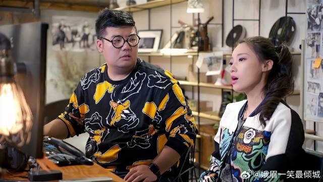 娶了花木兰：女明星要想火就得炒作，穿得越少越好