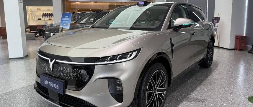 20万买华为全家桶，新款岚图知音真的划算吗？