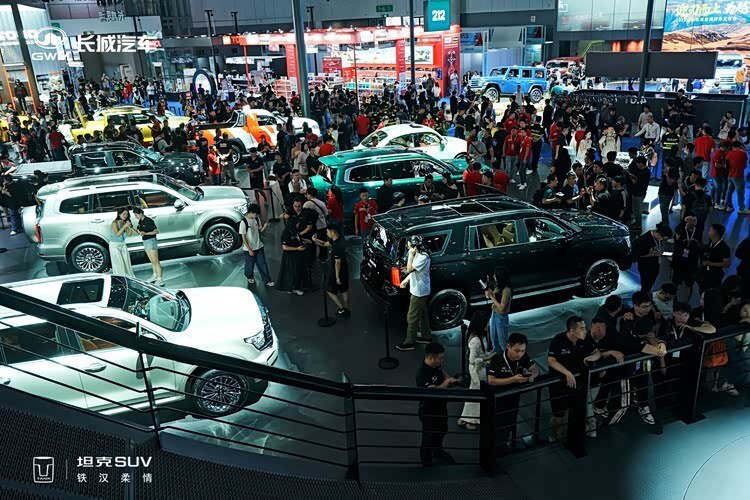 定义智能豪华越野新标杆！全新坦克500成都车展亮相