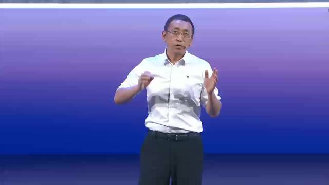 岚图知音搭载华为乾崑智驾ADS 4，代客泊车跨层无阻