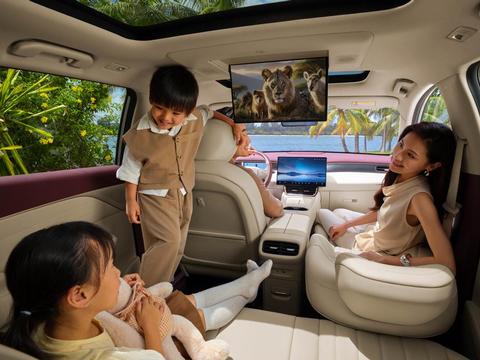 用“马灯精神”照亮奋斗之路，致敬时代英雄