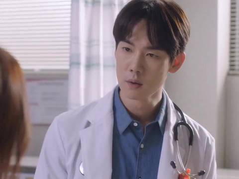 实习生和前辈的爱恨情仇