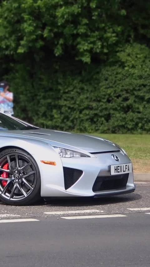 视频：雷克萨斯LFA V10的天籁之音！