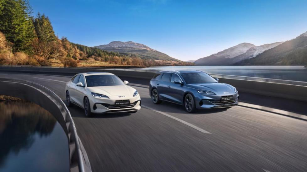 比亚迪海豹06 DM-i系列汽车登陆欧洲市场，首推“瓦罐”旅行车版