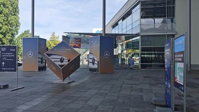 探馆第一天，今年慕尼黑车展奔驰的阵仗很大啊，看来主场就是不一样