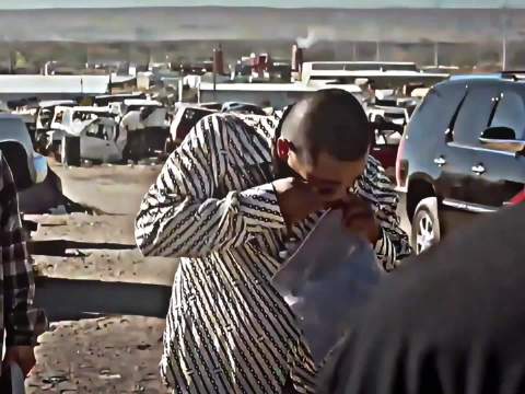 绝命毒师演员屠库因攻击儿童被捕