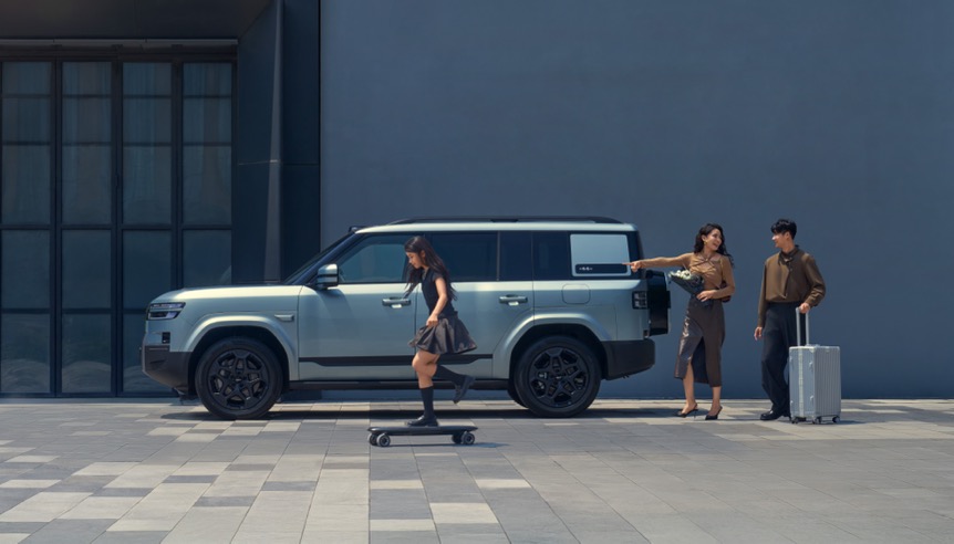 方程豹钛7上市：首搭BYD Pad，生态科技拉满