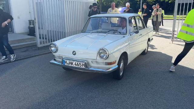 视频：1958年宝马700诞生，设计师Michelotti打造关键车型