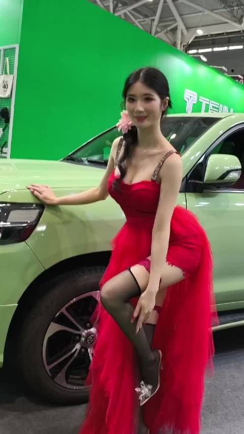 烟台车展亮相多款新车，小米SU7 Ultra等车型引关注