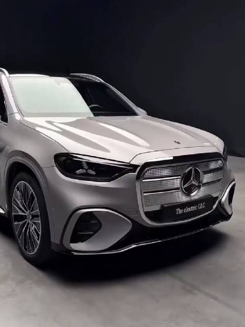 奔驰GLC纯电版亮相引关注，车主称混动版将立即置换