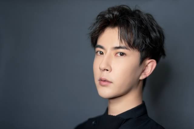 工作室发布讣告：于朦胧于9月11日坠楼身故，年仅37岁