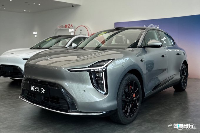 智己新LS6卖19.79万起！全系标配超100项