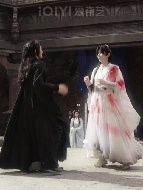 成毅新剧热度破7600，路人盘强劲引关注