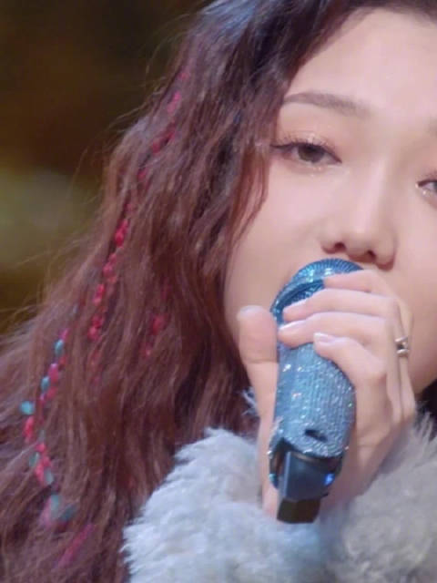 希林娜依高9月20日怀化开唱，热辣滚烫夏至未至听我的心跳三曲连唱