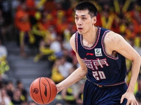 广东战平澳洲球队！徐杰轰21分，张昊任骏飞惊喜，焦泊乔防守获赞