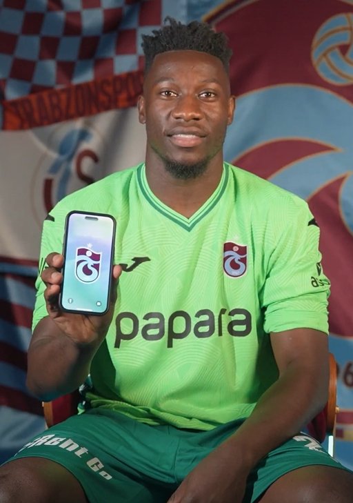 奥纳纳官宣视频：将手机壁纸更换，背景音乐是魔性的奥纳纳纳~