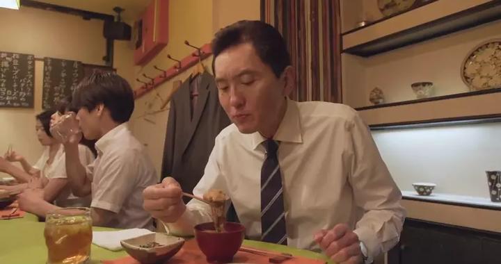 日本网友总结：一个大叔吃饭《孤独的美食家》为什么能拍十季？