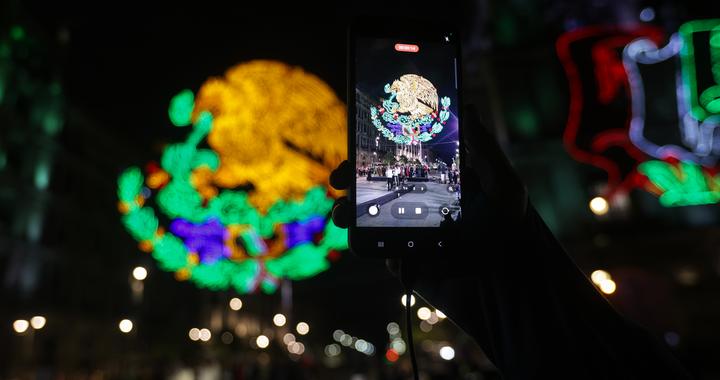 墨西哥城：亮灯迎接独立日