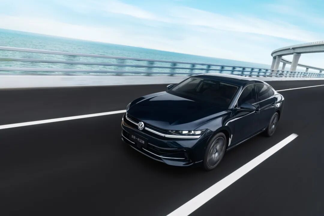 一汽-大众启动大规模OTA：全新迈腾、高尔夫将支持车载KTV等功能