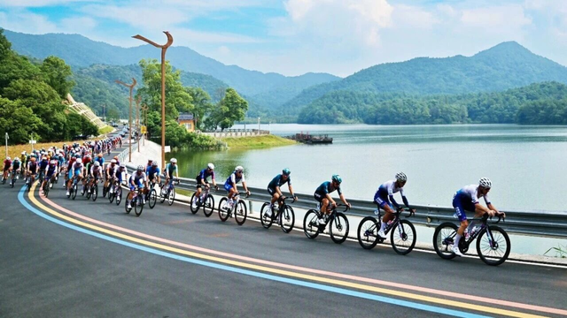环湖赛开启！骑行“如画江西”，感受“独好风景”！