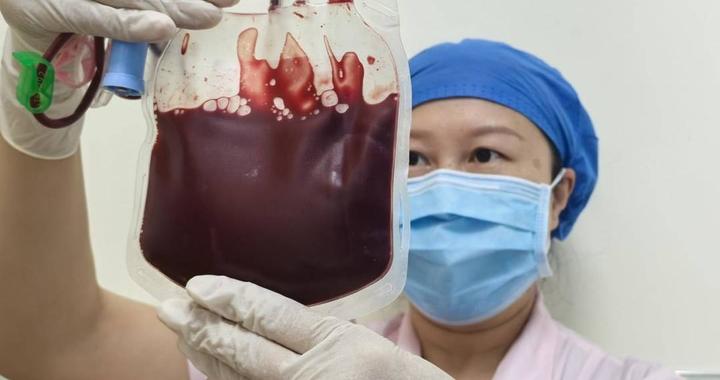 感谢成都好人 您13年前捐赠的脐带血已赴闽救人