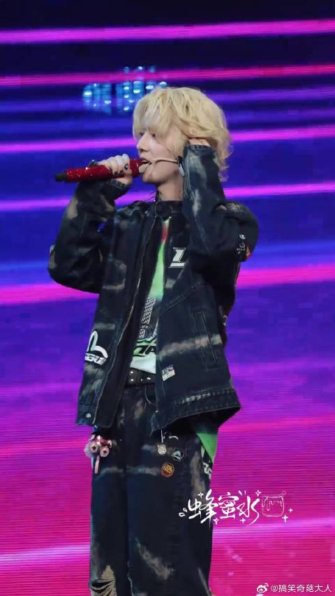 汪东城嗑别人很开心，到自己身上就不行了？