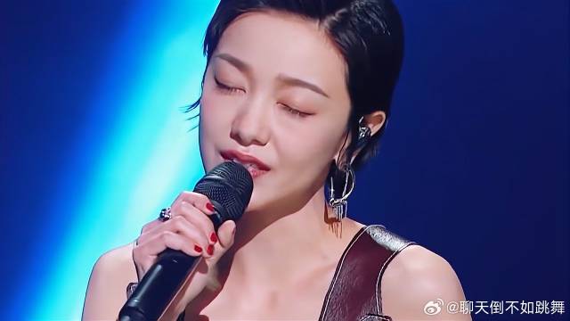 郭采洁嫁给渣男？听完她唱的《宝贵》，心意都被辜负