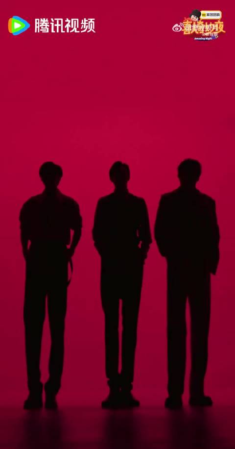 扫腿舞的风也是吹到了某某某～这三个人跳的各有各的特色！