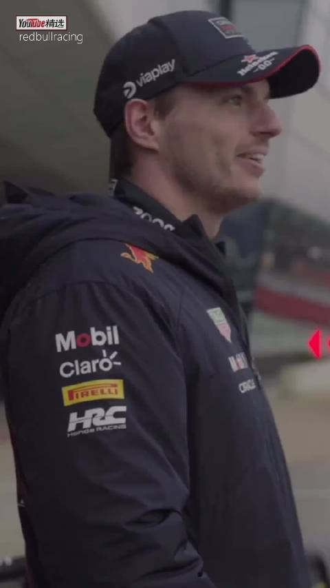 高速无人机PK F1赛车，以后又能解锁新视角了