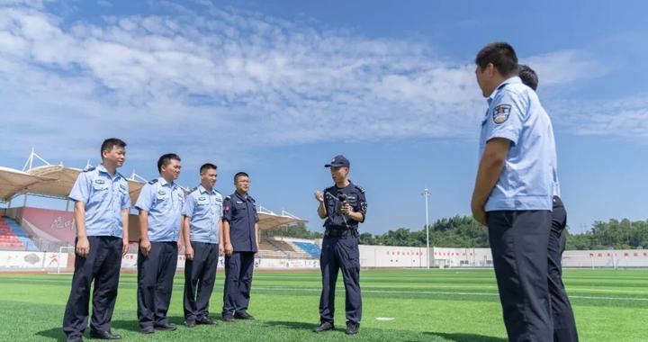 富顺公安开展警用无人机培训