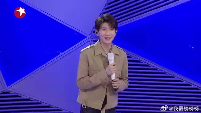 王源献唱《理想照耀中国》主题曲《理想》