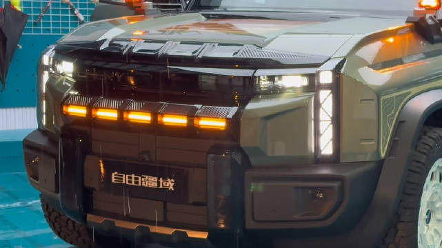 奇瑞风云X3L上市啦 这款国产小卫士太让我心动啦